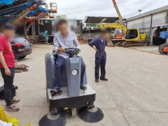 工廠(chǎng)掃地機(jī)使用的6大優(yōu)勢(shì)